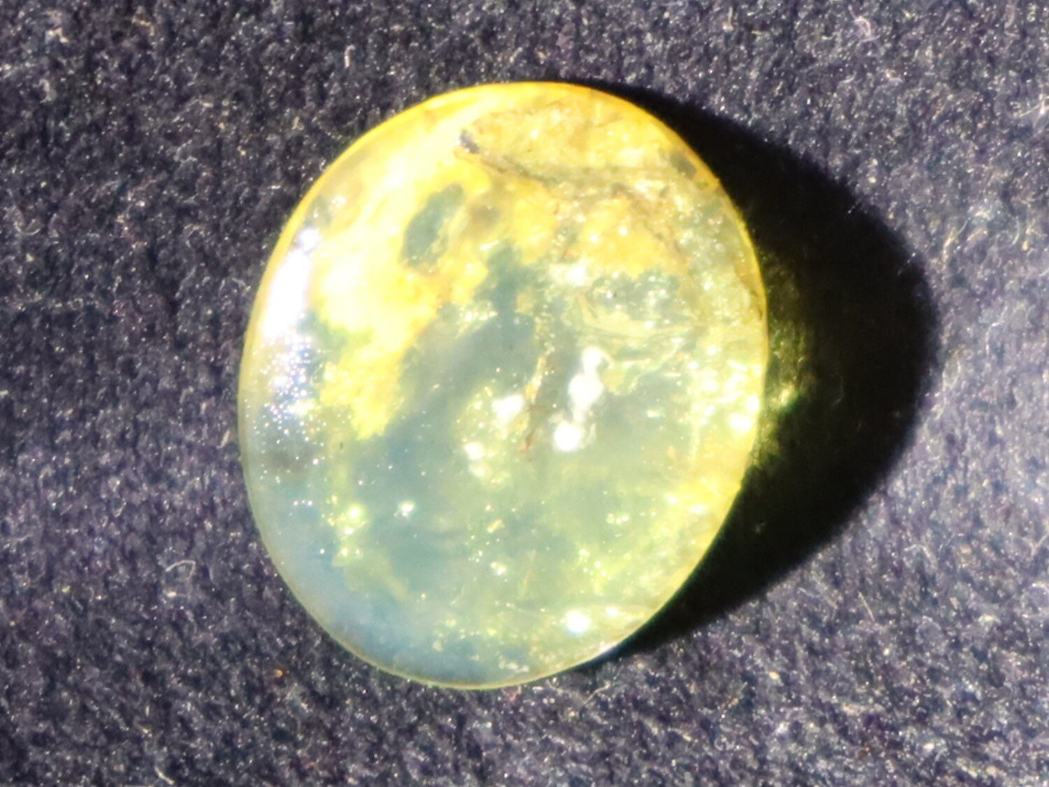 Charming Design Natural Dominican Clear Light Blue Amber Polished Stone 14mm – photo 6