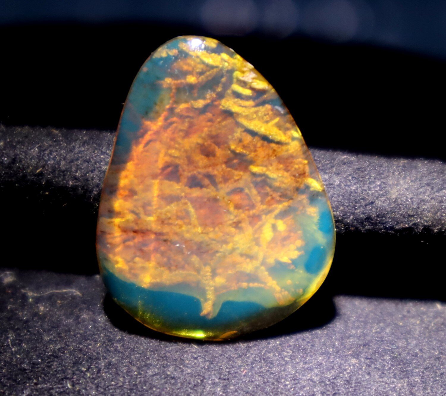 Charming Design Natural Dominican Translucent Deep Blue Amber Polished Stone 26mm – photo 5