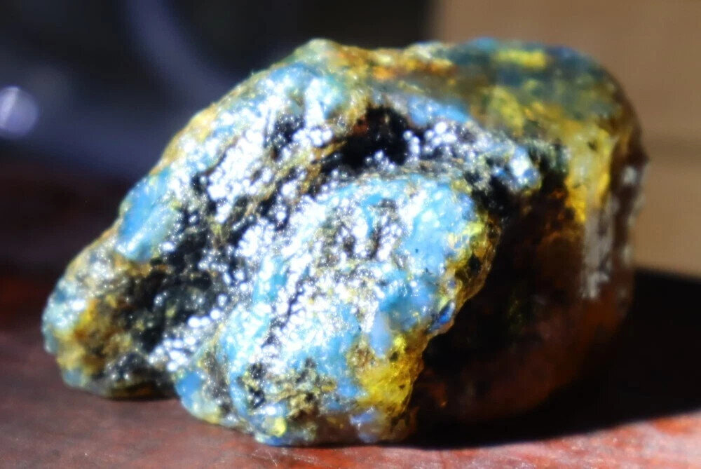Charming Design Natural Dominican Clear Green Blue Amber Rough Specimen 60mm 28g – photo 7