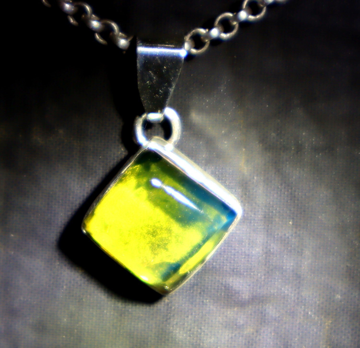 Elegant Fine Green Blue Amber 925 Sterling Silver Square Pendant 26mm – photo 4