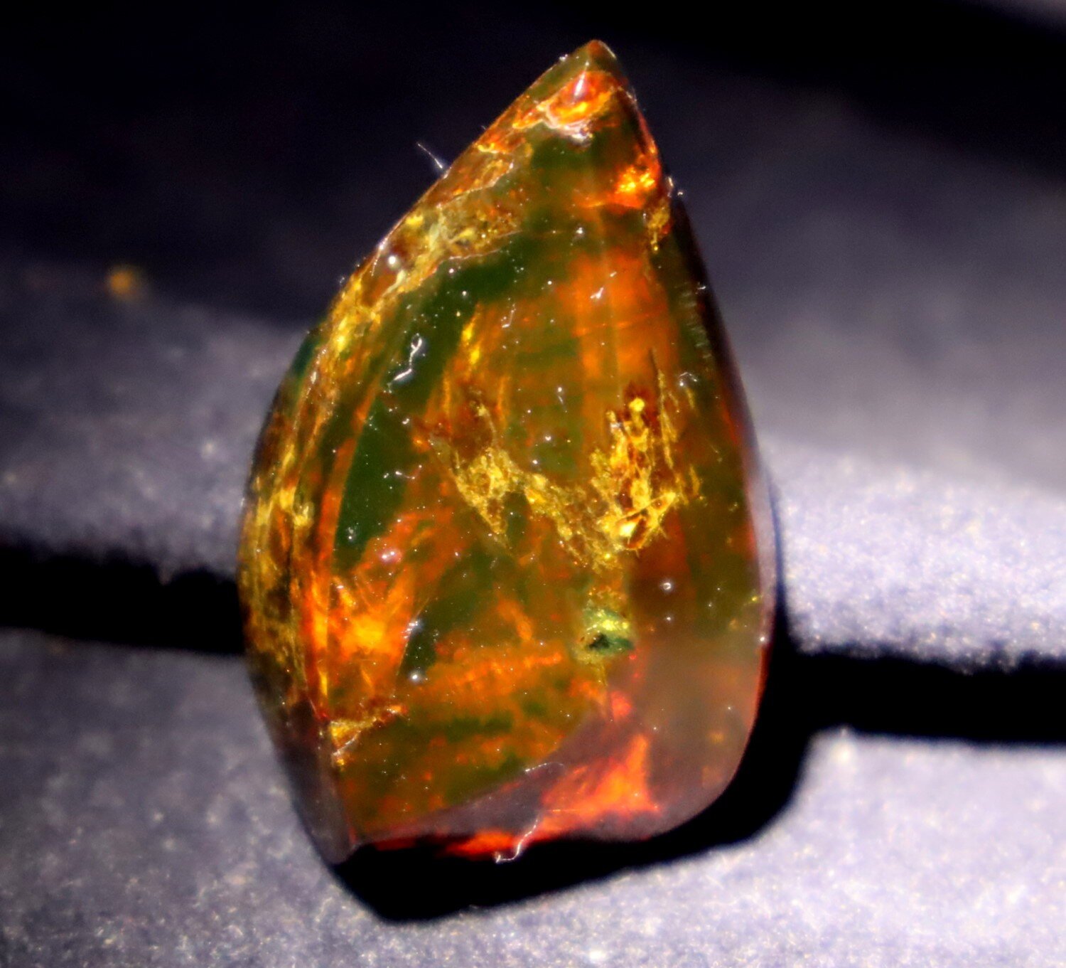 Impressive Natural Dominican Transparent Orange Green Amber Polished Stone 32mm – photo 3