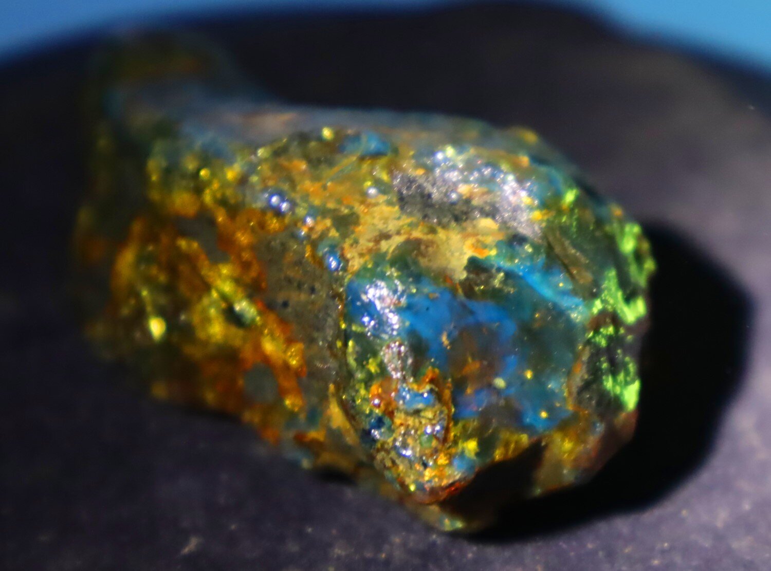 Beautiful Natural Dominican Clear Green Blue Amber Rough Specimen 63mm 31.2g – photo 3
