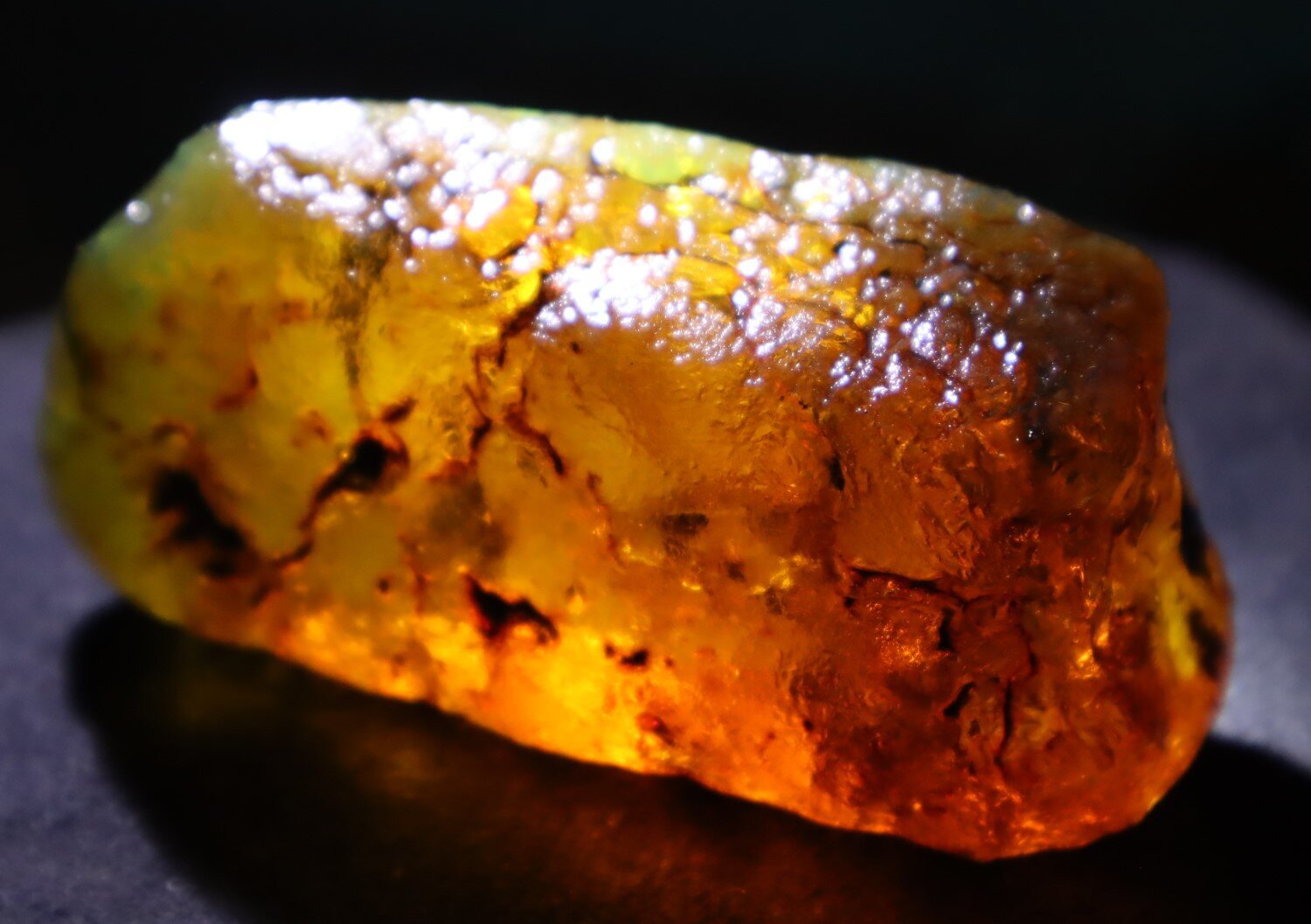 Outstanding Natural Dominican Clear Green Blue Amber Rough Specimen 76mm 52g – photo 10
