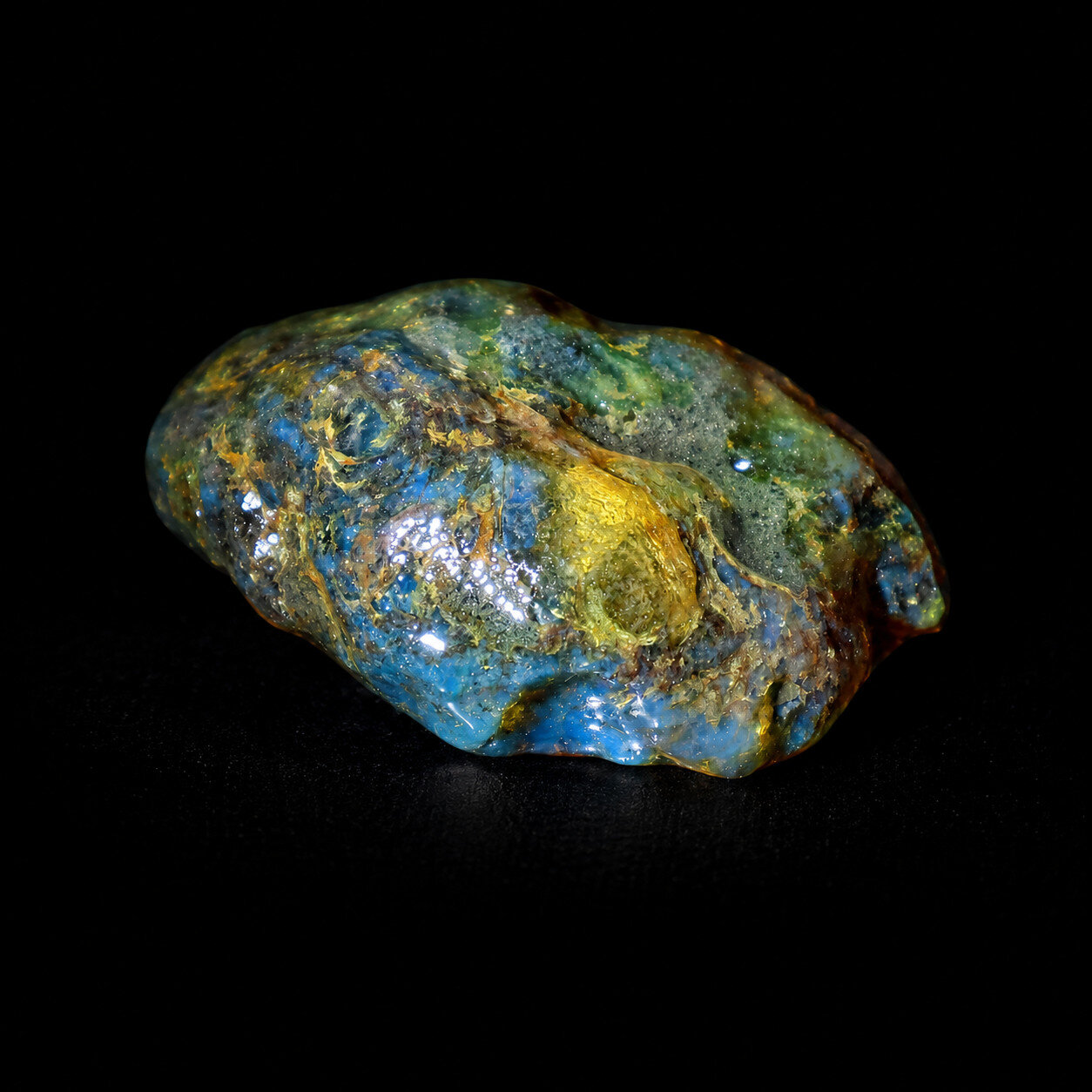Genuine Authentic Green Blue Dominican Amber Rough Specimen Chunk 72mm 53.1g – photo 5