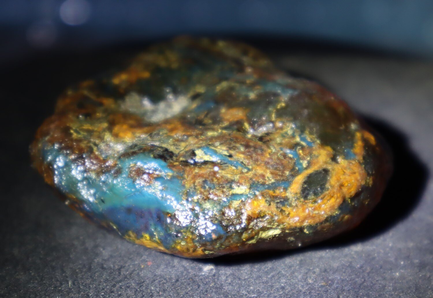 Outstanding Natural Dominican Clear Green Blue Amber Rough Specimen 60mm 36.6g – photo 4