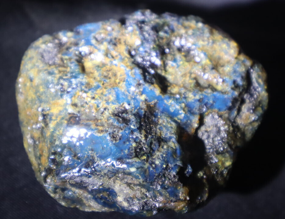 Beautiful Natural Dominican Clear Green Blue Amber Rough Specimen 68mm 64.1g – photo 4
