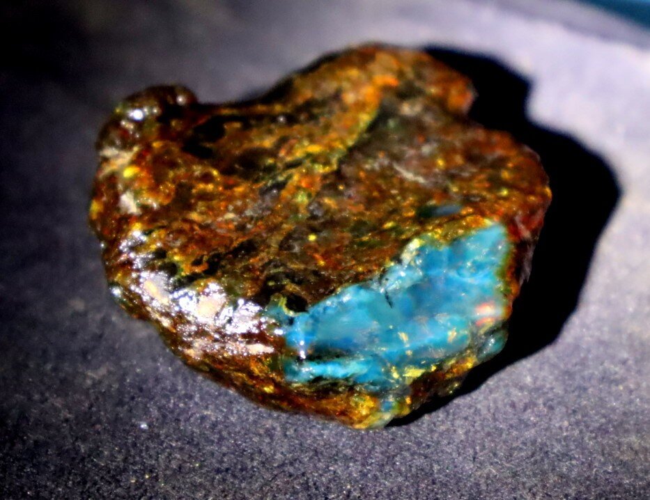 Impressive Natural Dominican Clear Volcanic Blue Amber Rough Specimen 51mm 17.2g – photo 8