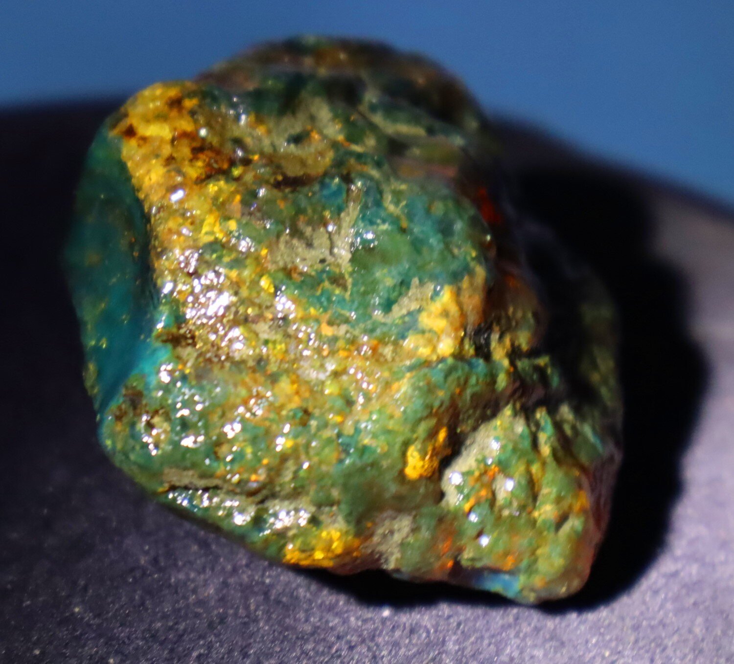 Beautiful Natural Dominican Translucent Green Blue Amber Rough Specimen 62mm 41.7g – photo 7
