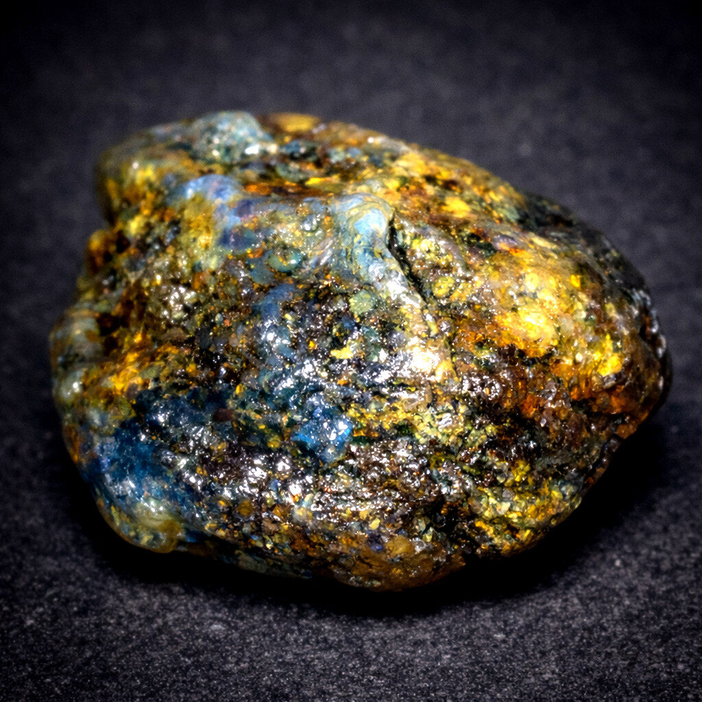 Beautiful Natural Dominican Translucent Yellow Blue Amber Rough Specimen 58mm 34g