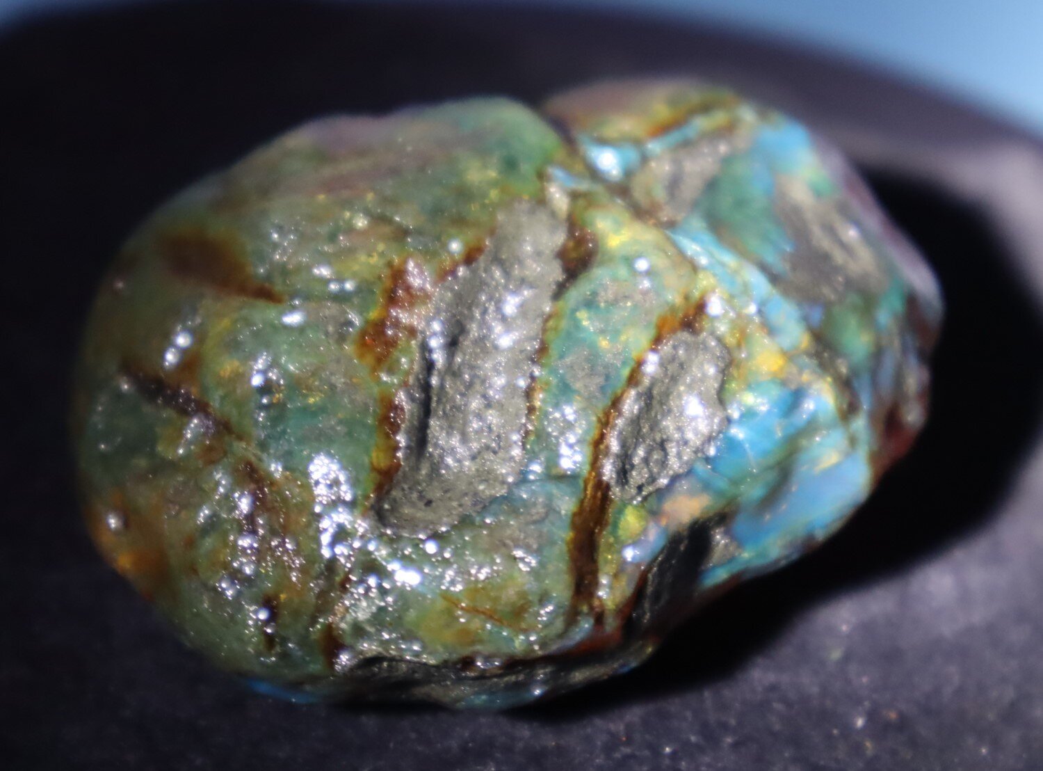 Beautiful Natural Dominican Clear Green Blue Amber Rough Specimen 59mm 40.6g – photo 9