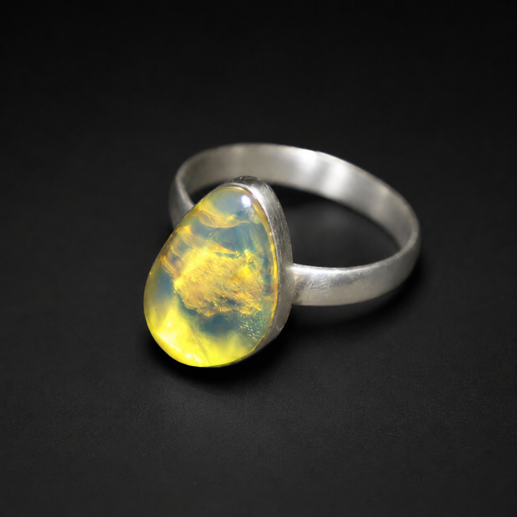 Master Crafted Clear Light Blue Dominican Amber 925 Sterling Silver Ring #7 – photo 3