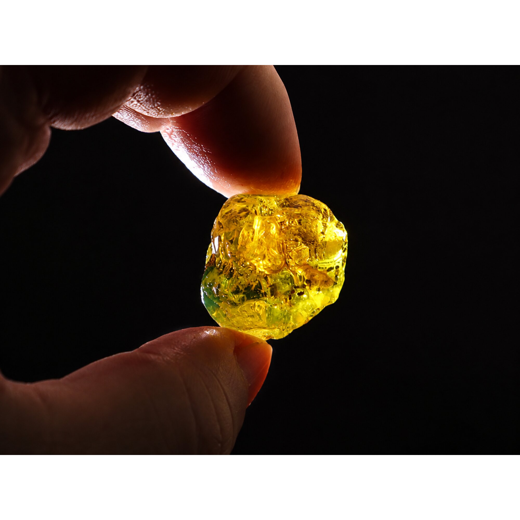 Raw Beauty Clear Olive Green Dominican Amber Natural 30mm 9.2g – photo 2