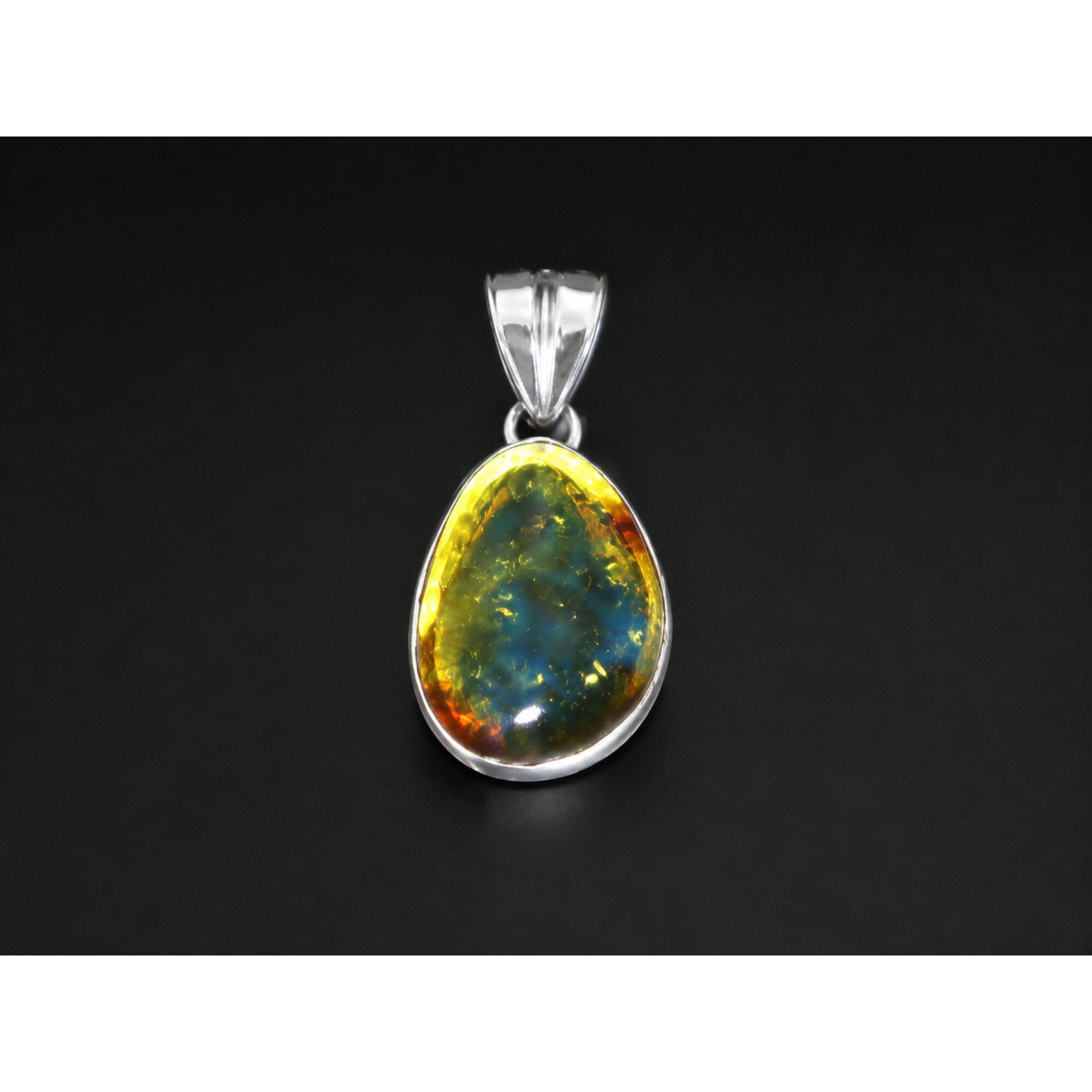 Clear light blue Natural Dominican Amber freeform 925 Sterling Pendant 28 mm – photo 6