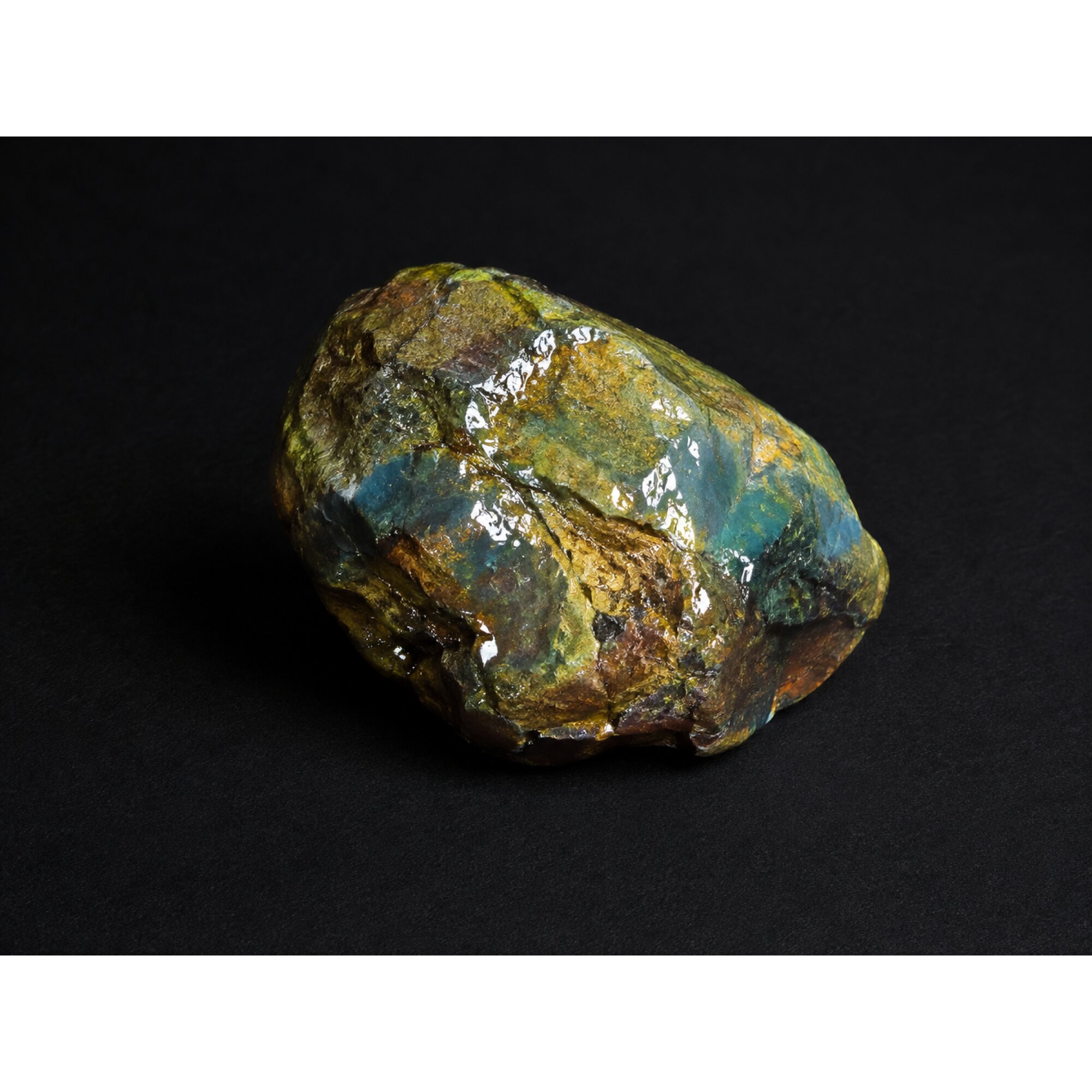 Clear deep blue Natural Dominican Amber rough Specimen 44 mm – photo 5