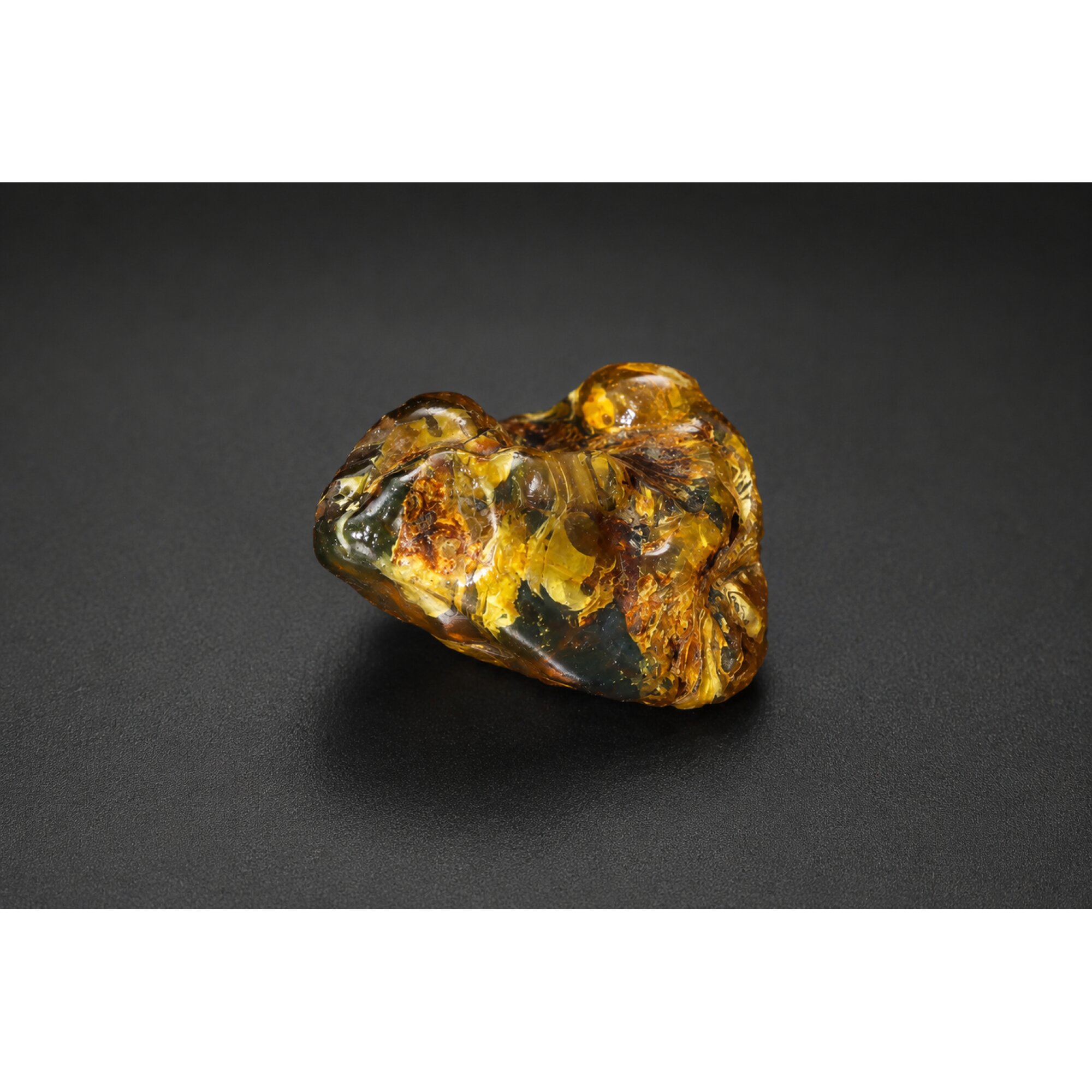 Clear butterscotch blue Natural Dominican Amber rough Specimen 37 mm – photo 3