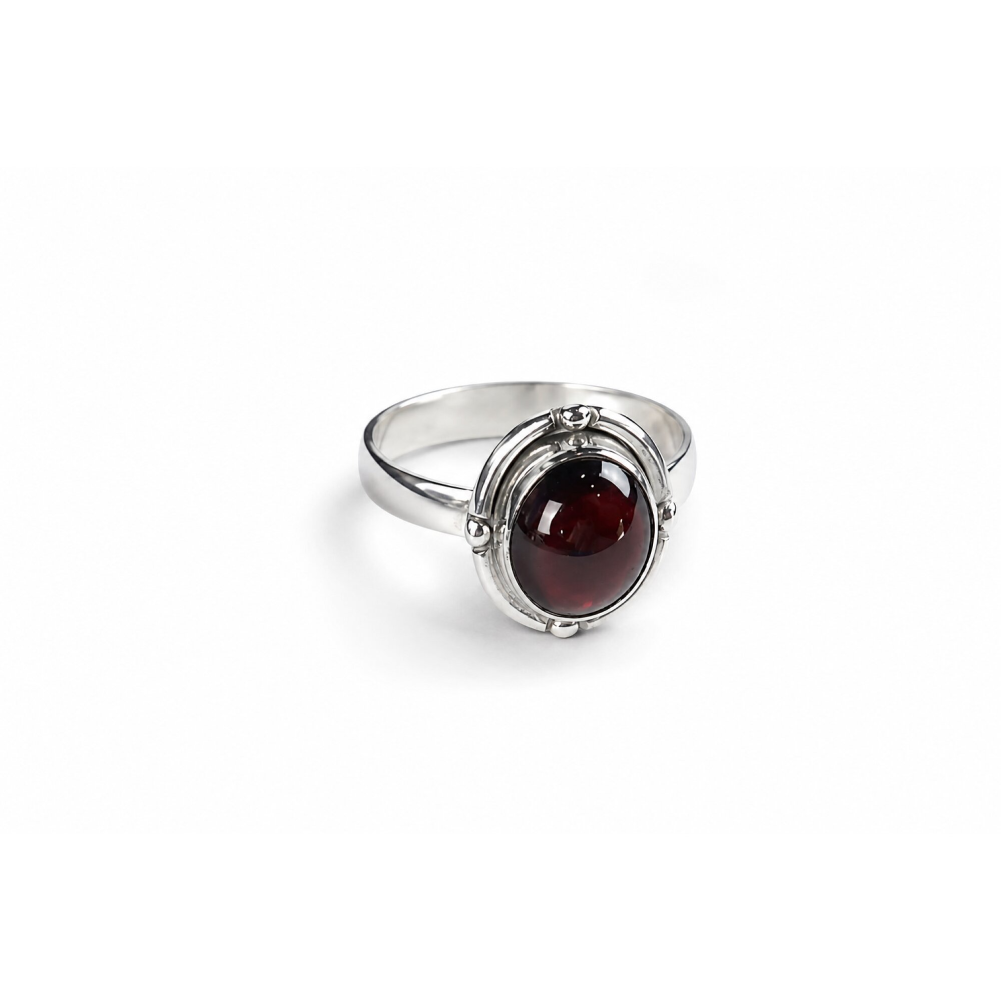 Clear cherry red Almandine Garnet oval 925 Sterling Silver Ring Size 7.50 – photo 5