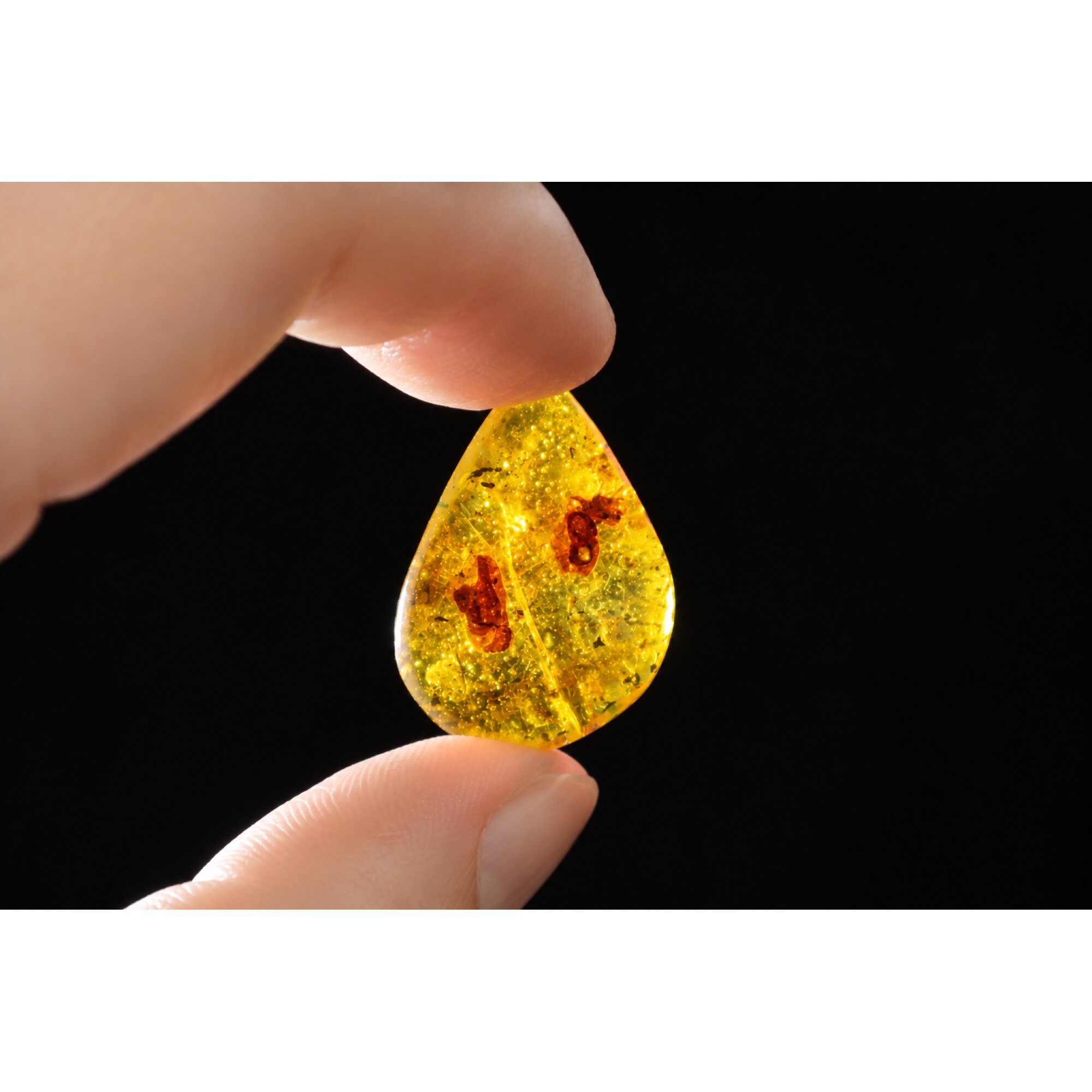 Translucent orange yellow Natural Dominican Amber teardrop Polished Stone 26 mm – photo 4
