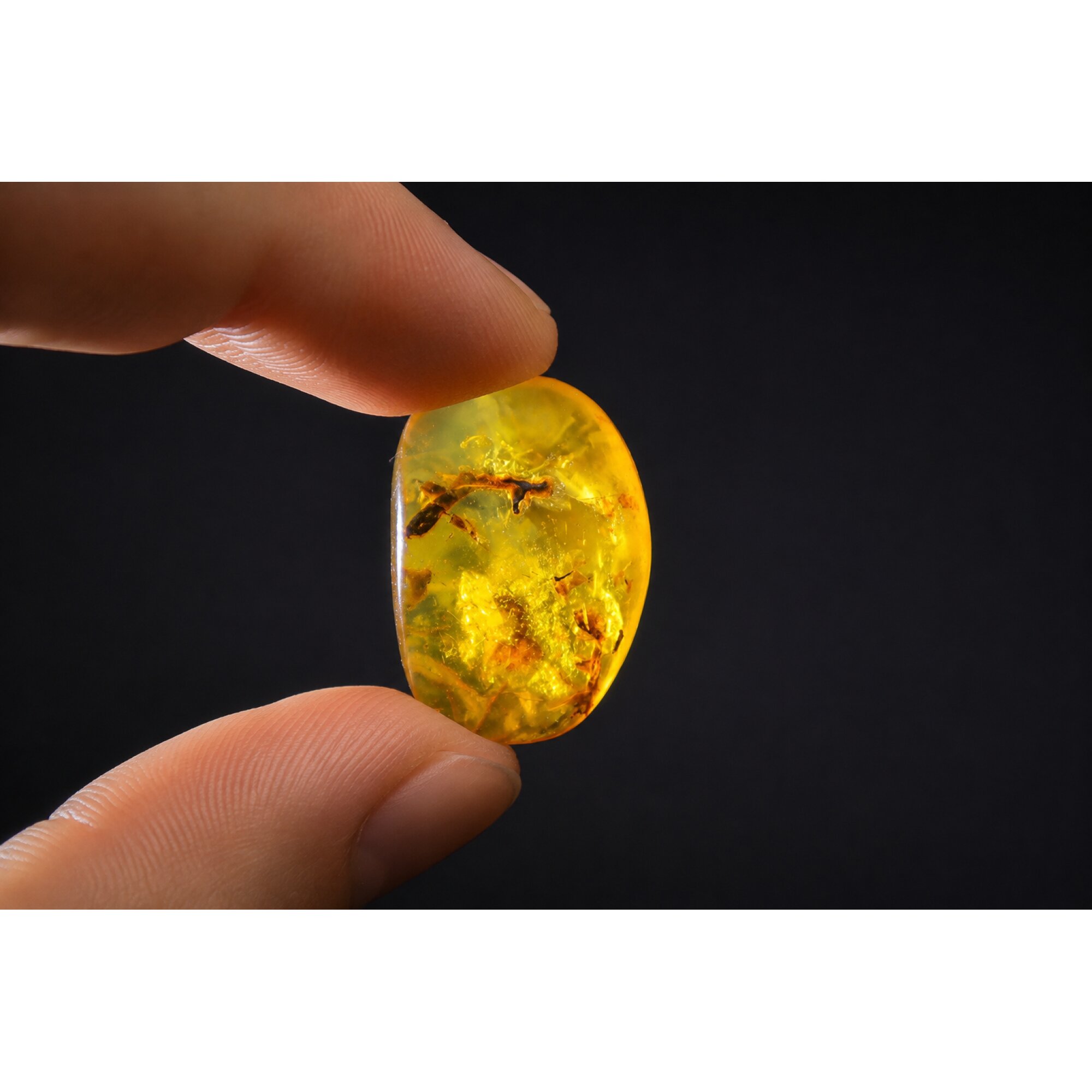 Clear yellow green Natural Dominican Amber teardrop Polished Stone 24 mm – photo 5