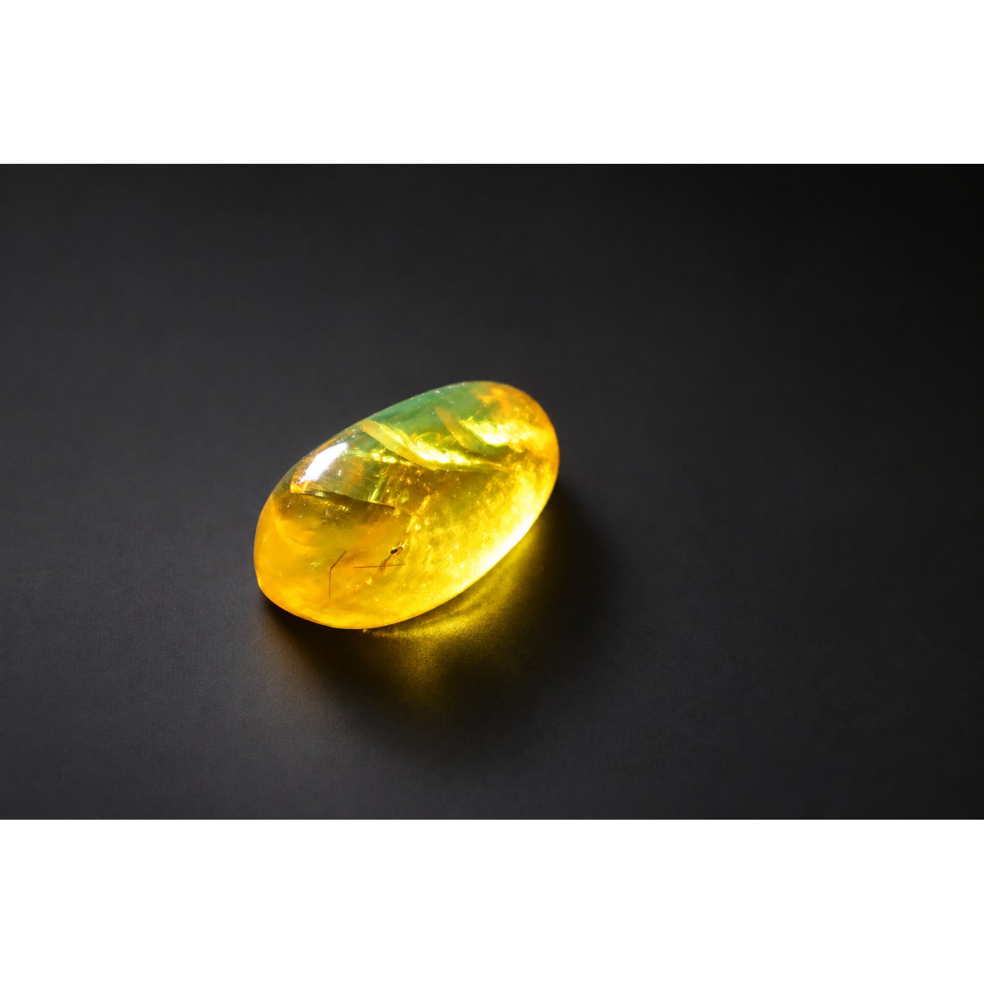 Real yellow Dominican amber Beetle stone 33mm – photo 11
