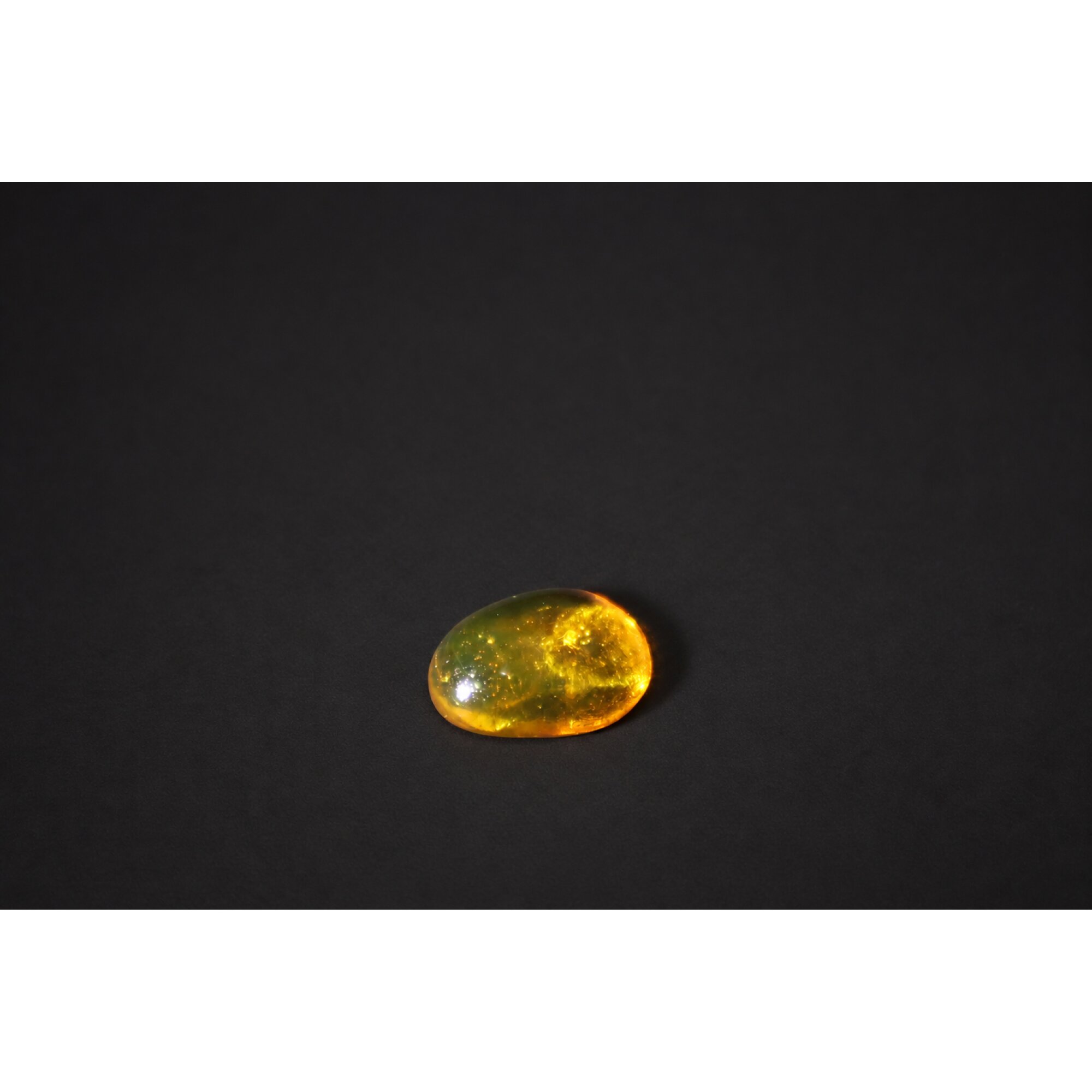 Genuine yellow Dominican amber fly insect stone 17mm – photo 5