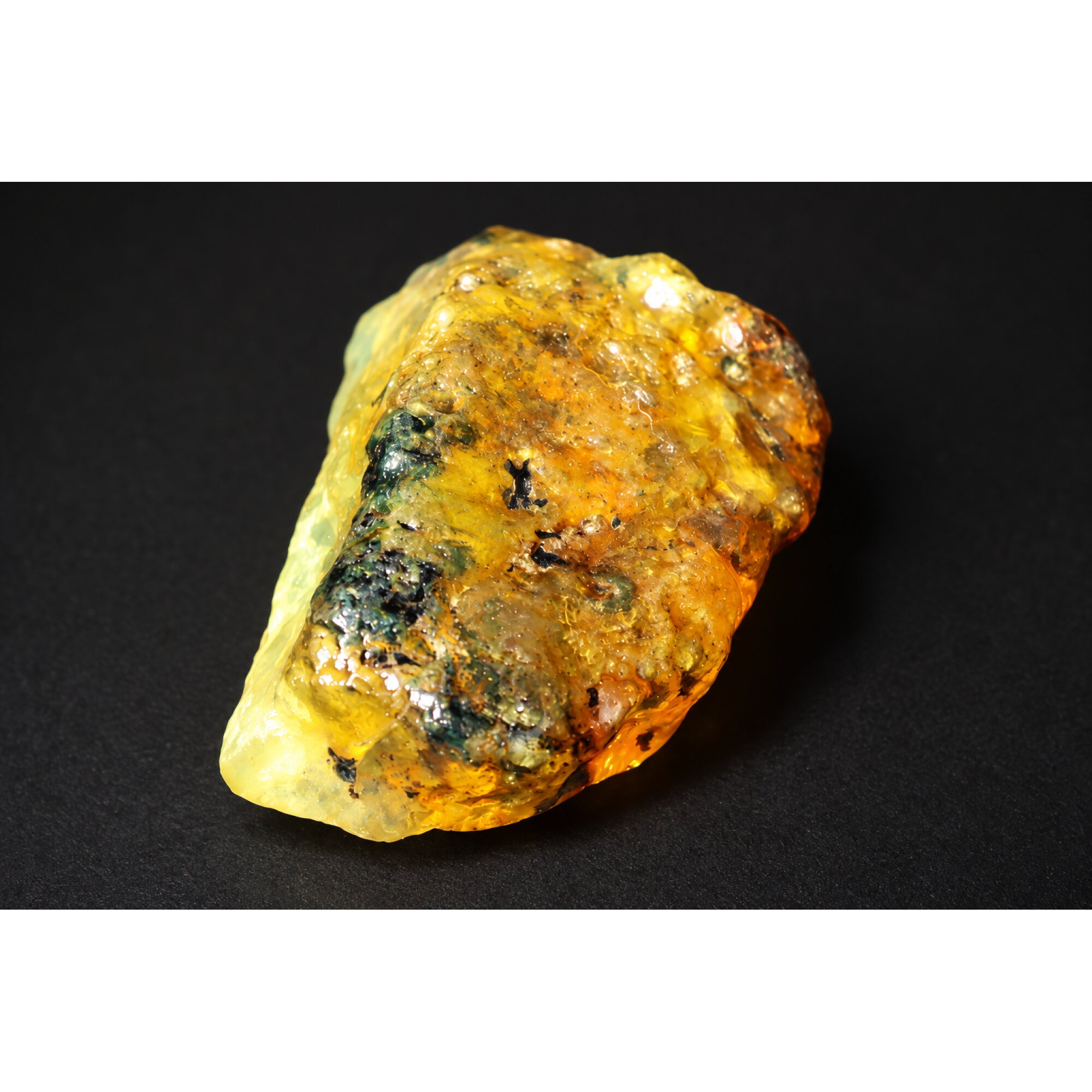 Genuine yellow blue rough specimen Dominican amber 41mm – photo 12