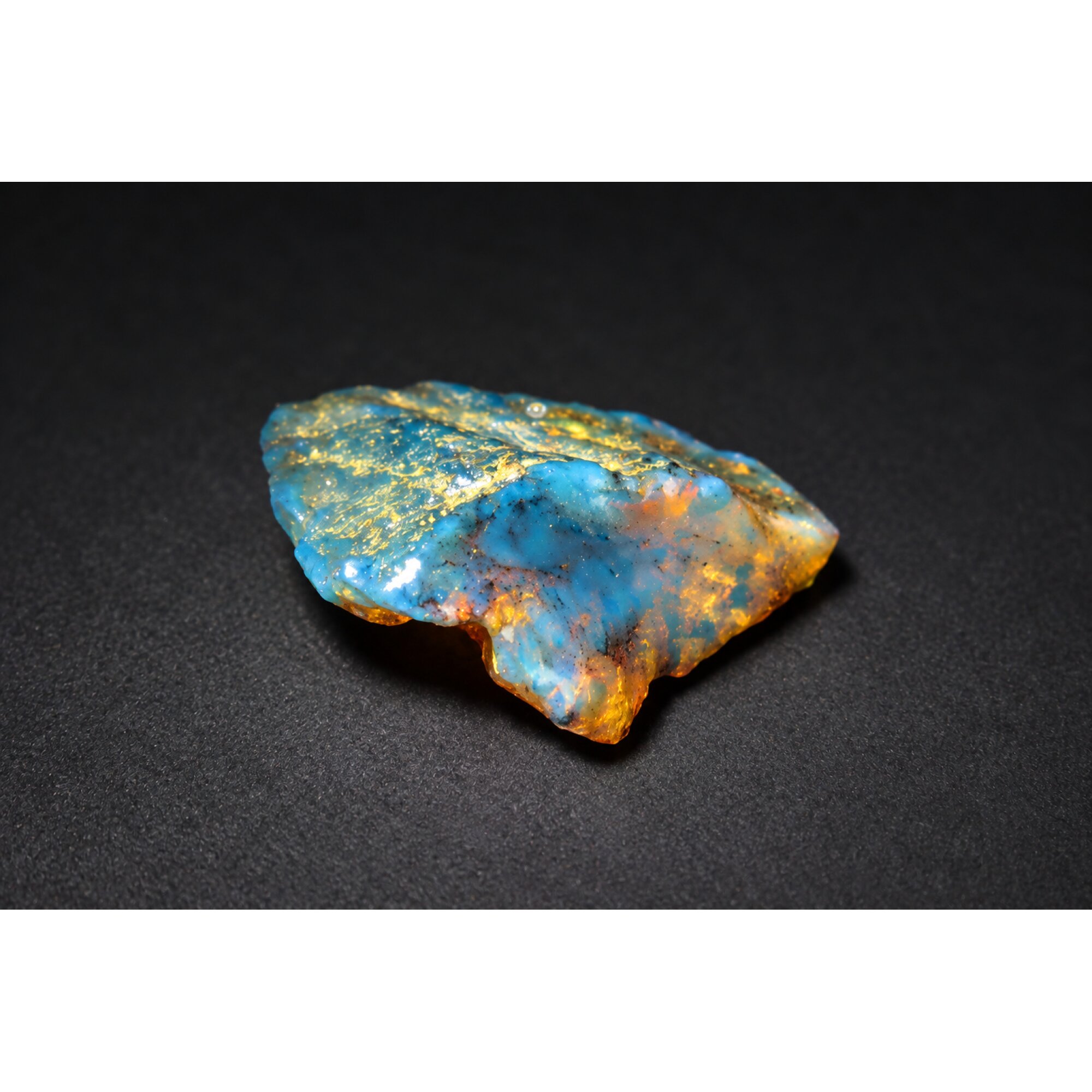 Authentic sky blue rough specimen Dominican amber 35mm – photo 4