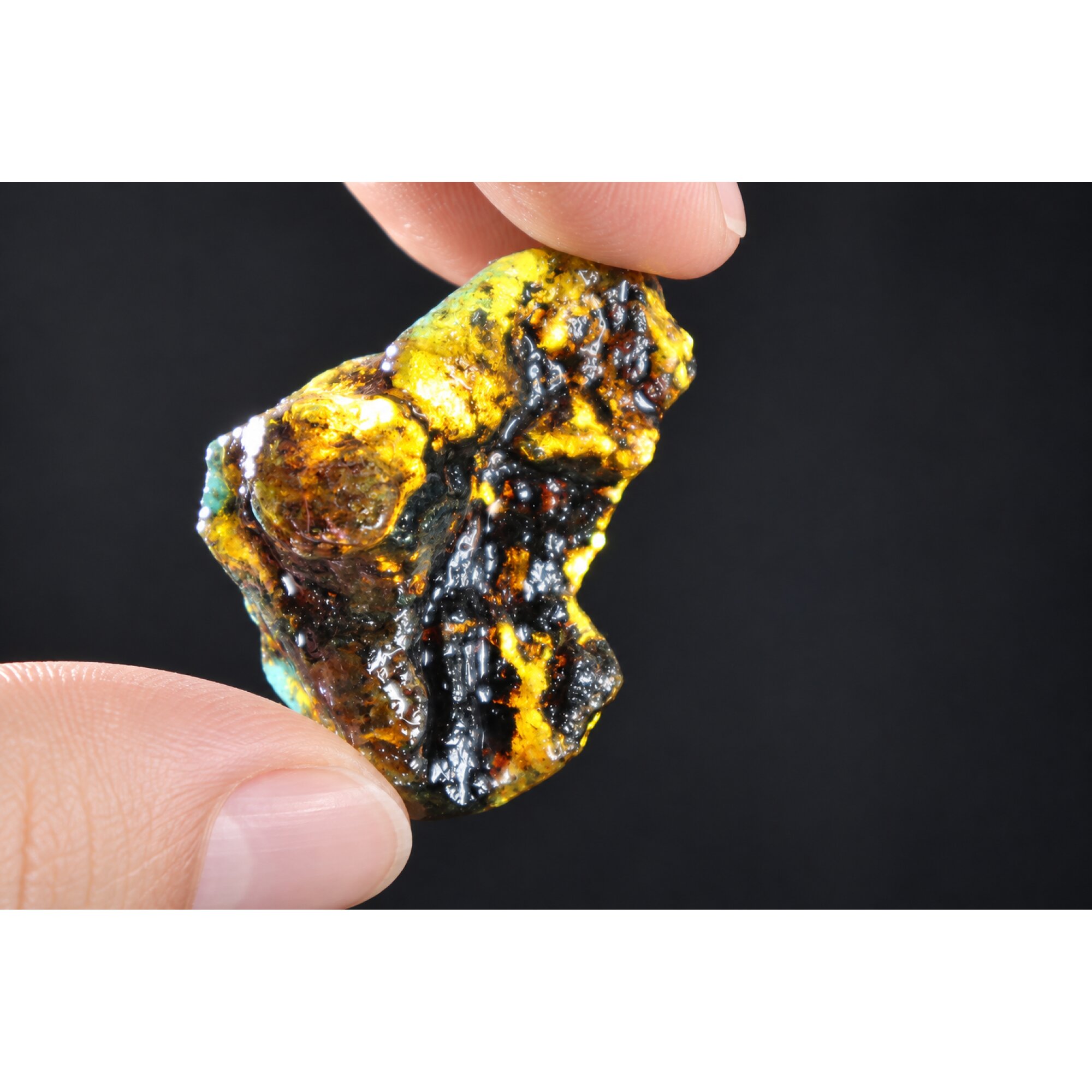 Authentic sky blue rough specimen Dominican amber 44mm – photo 9