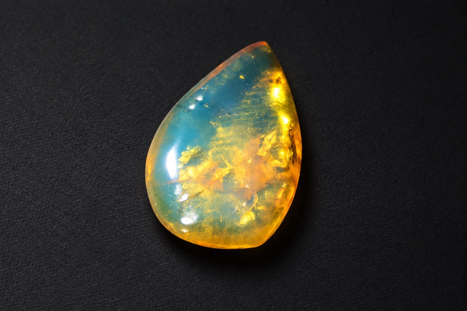 True caribbean orange blue polished Dominican amber – photo 5