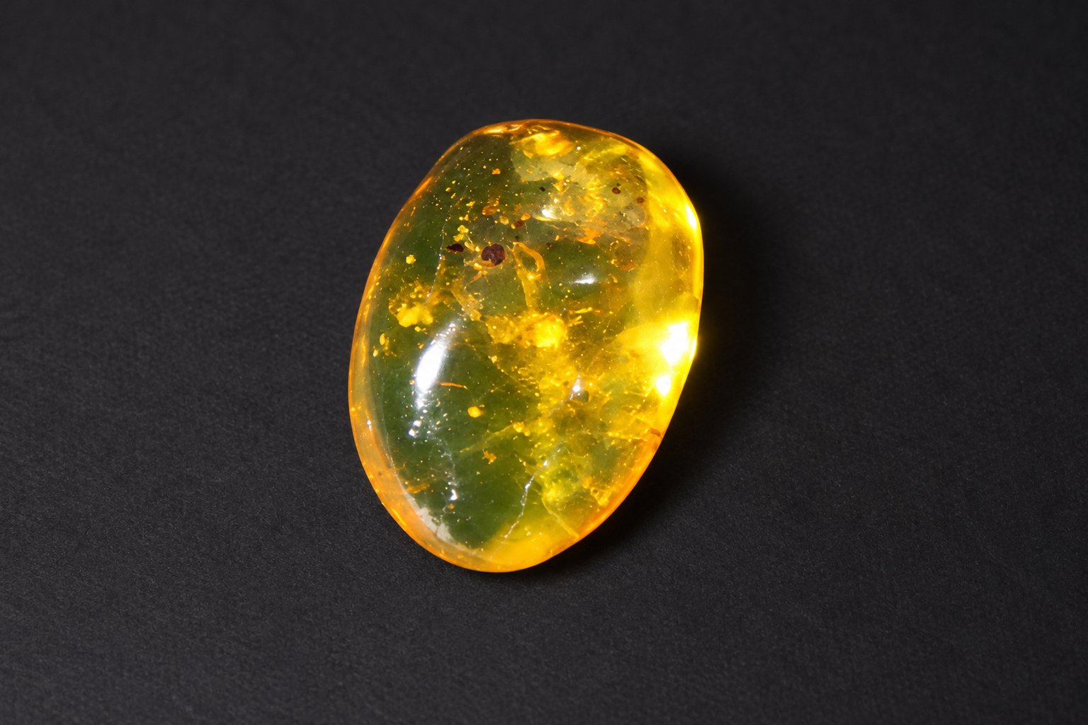 True caribbean orange yellow polished Dominican amber – photo 6