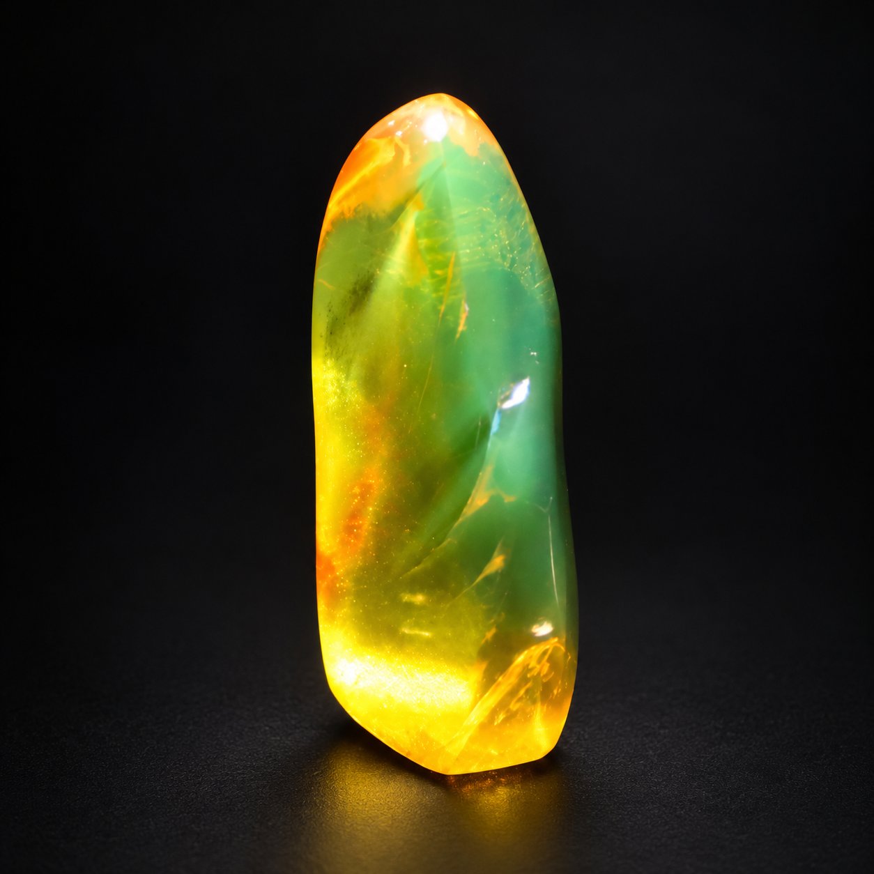 True caribbean deep green polished Dominican amber – photo 8