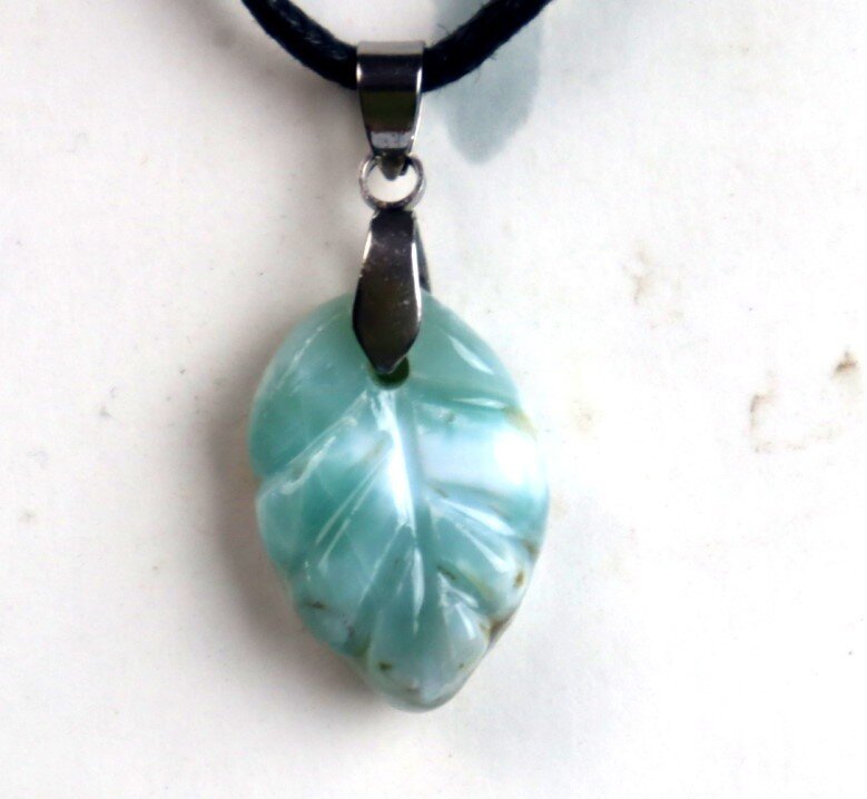 Lovely Natural Ocean Blue Larimar Necklace adjustable free leather cord – photo 2