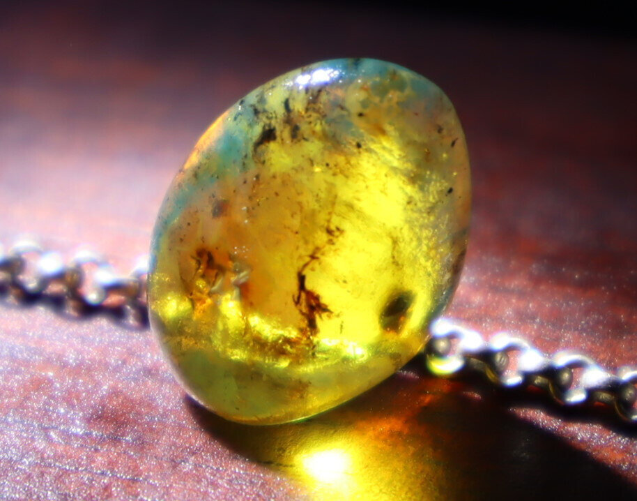 Impressive Natural Dominican Clear Sky Blue Amber Polished Stone 19mm – photo 8