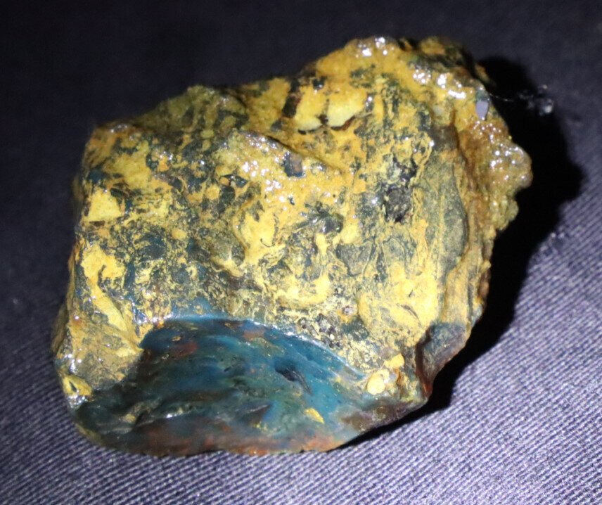 Charming Design Natural Dominican Clear Green Blue Amber Rough Specimen 53mm 21g – photo 7
