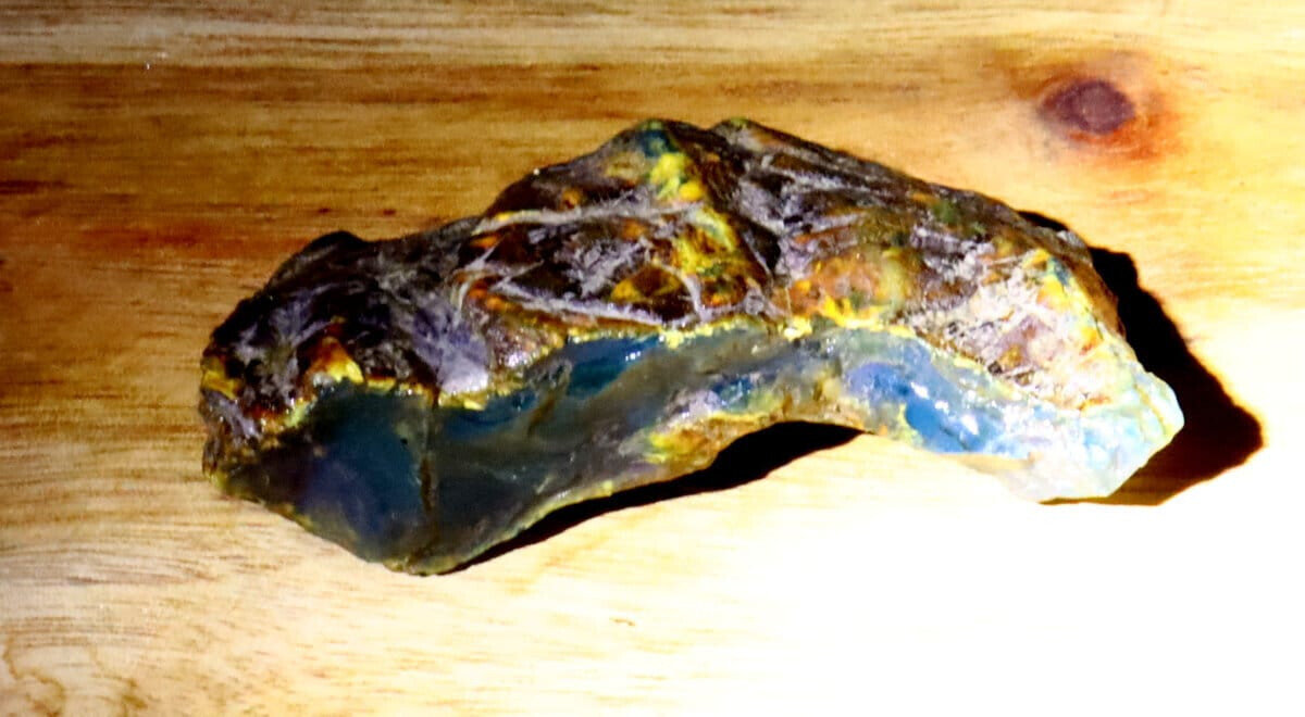 Lovely Natural Dominican Clear Deep Blue Amber Rough Specimen 65mm 16.5g – photo 6