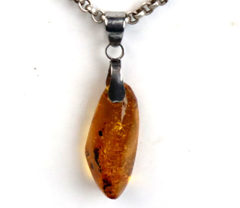 Beautiful Dominican Real Natural Clear Yellow Amber Pendant 34mm – photo 6