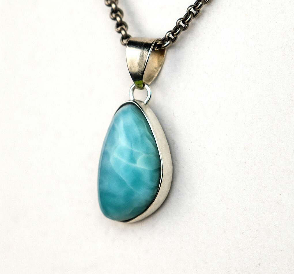 Charming Design Natural Sky Blue Larimar .925 Sterling Silver Pendant 33mm – photo 6