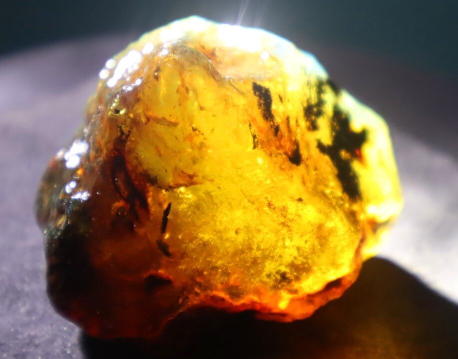 Charming Design Natural Dominican Clear Green Blue Amber Rough Specimen 50mm 26g – photo 14