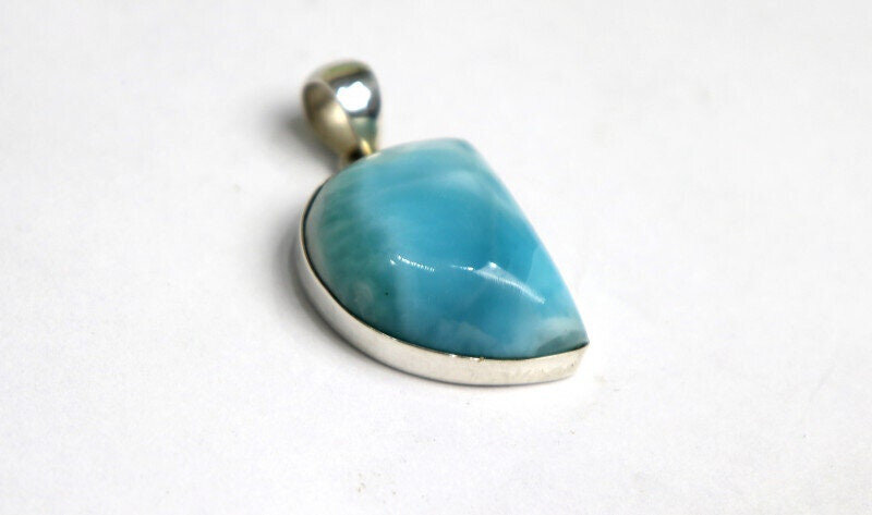Exquisite Natural Dominican Sky Blue Larimar .925 Sterling Silver Pendant 34mm – photo 4