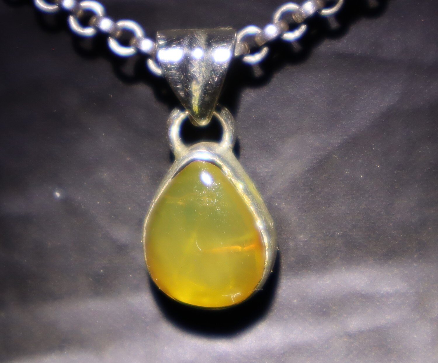 Lovely Natural Clear Light Yellow Amber .925 Sterling Silver Pendant 20mm – photo 6